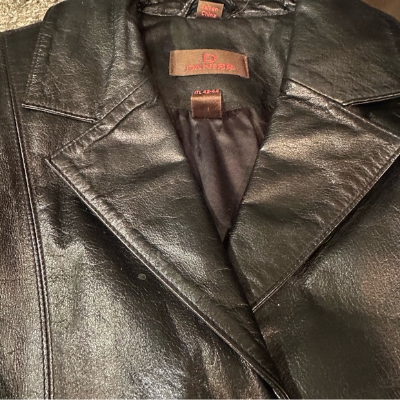 Danier Leather Jacket Ladies Small - Picture 9 of 16